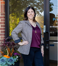 Dr. Nicole Zyla-Herrera